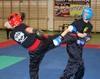 thumb_1009_kick.jpg