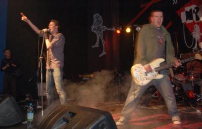 1021_mayday1.jpg