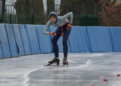 1125_lyzwy_max2.jpg
