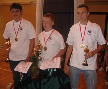 0611_bal3.jpg