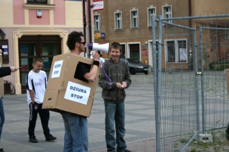 0621_dziura_1.jpg