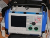 0915_defibrylator.jpg
