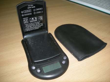 1012_waga.jpg