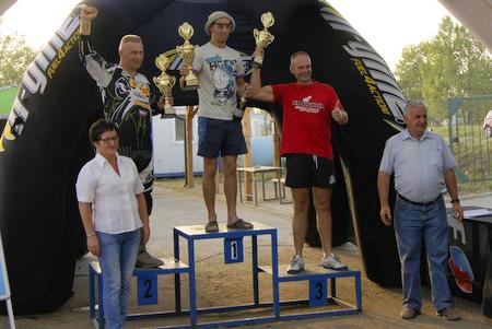 0905_na_podium.jpg