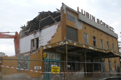 dworzeclubinpkp2012.jpg